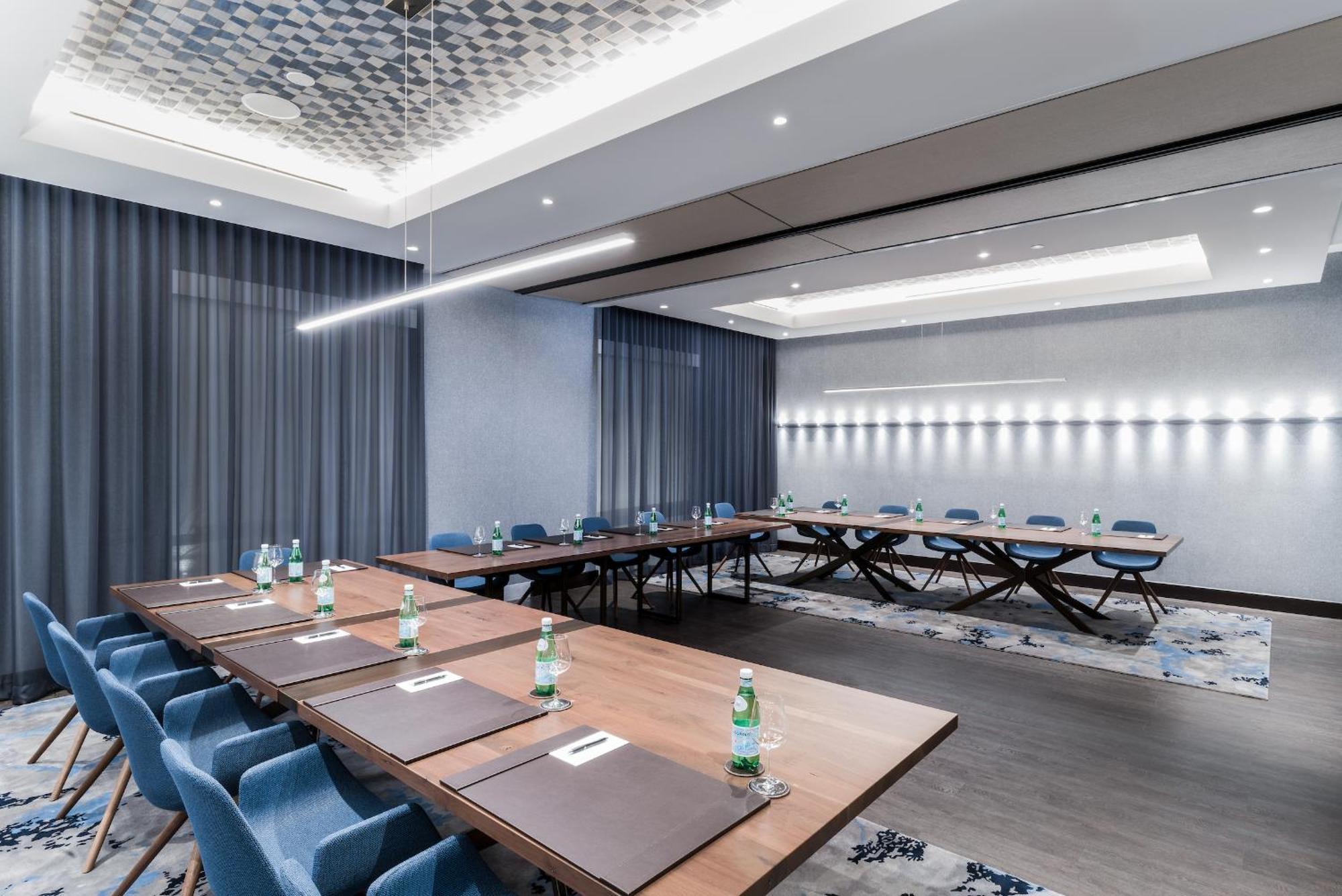 Innovation Hotel Naples Park Extérieur photo