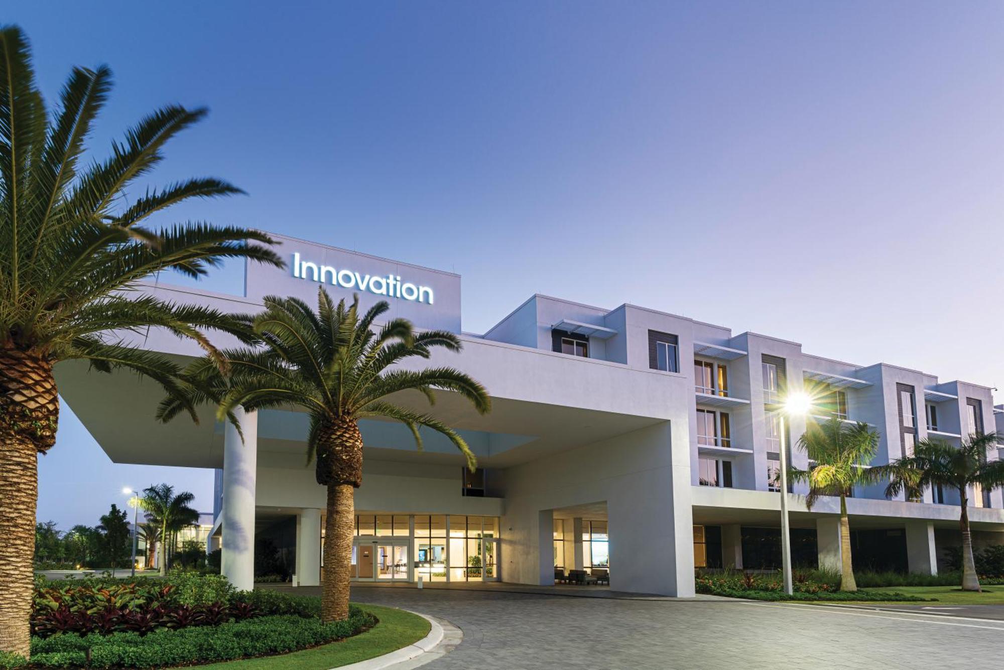 Innovation Hotel Naples Park Extérieur photo