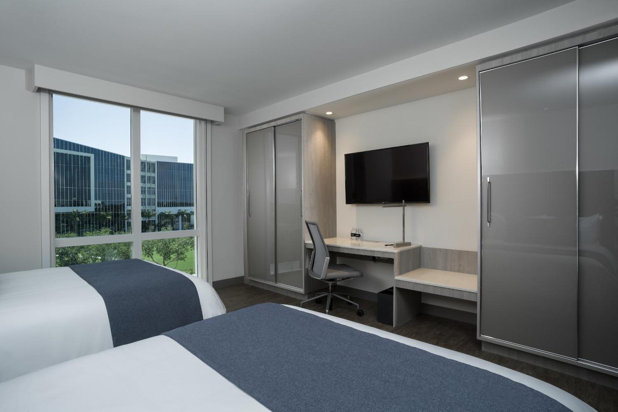 Innovation Hotel Naples Park Extérieur photo